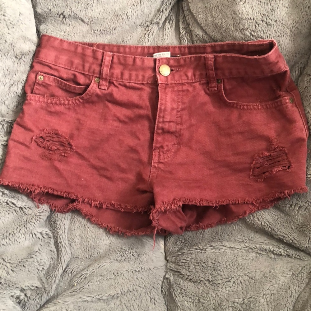Billabong jean shorts size 26